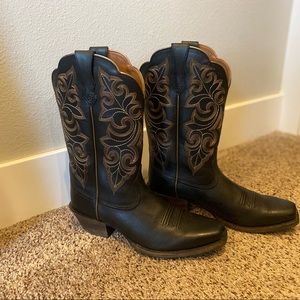 Womens Black Ariat Cowgirl Boots